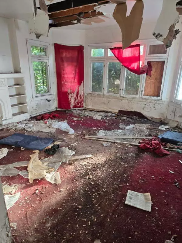 Chicago, IL 60620,8350 S Green ST