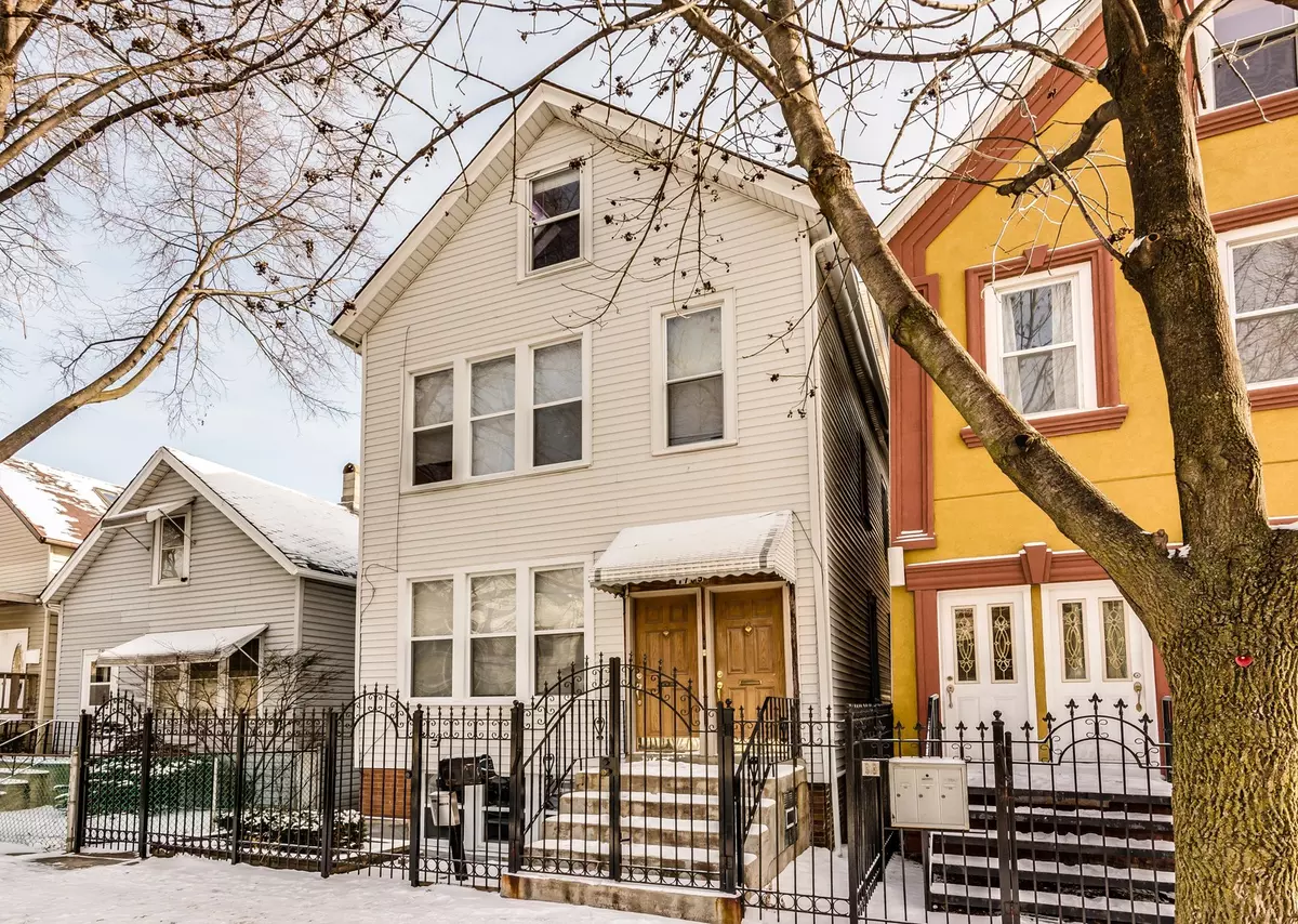 Chicago, IL 60647,1739 N Rockwell ST #G