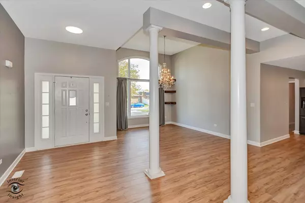 New Lenox, IL 60451,513 Pueblo DR