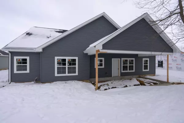 Urbana, IL 61802,1913 S Stone Creek BLVD