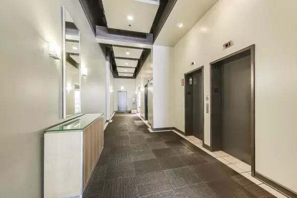 Chicago, IL 60607,1301 W Madison ST #315