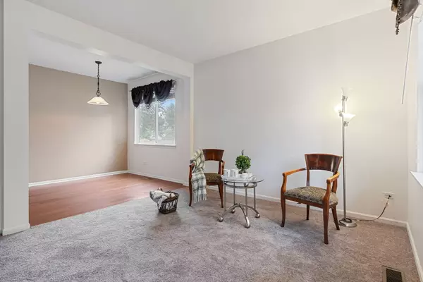 Montgomery, IL 60538,2417 Geneva LN