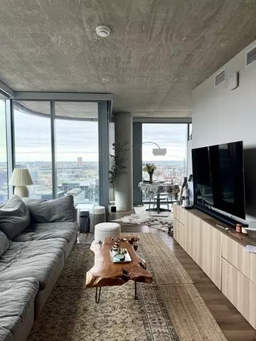 Chicago, IL 60607,1114 W Carroll AVE #2708