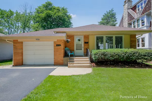 216 S Madison ST, Hinsdale, IL 60521