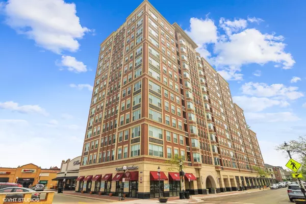 Arlington Heights, IL 60005,77 S Evergreen AVE #606