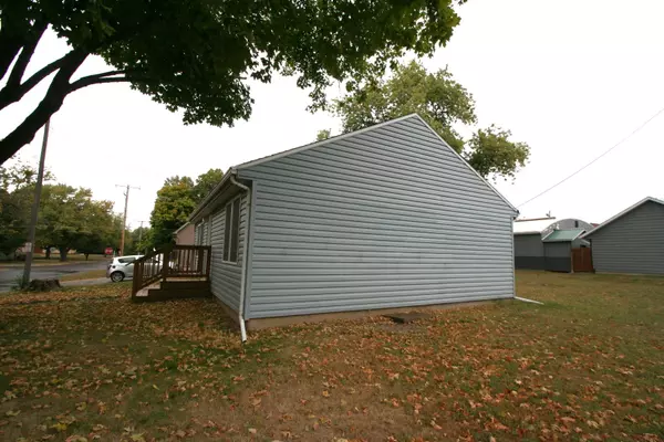 Mackinaw, IL 61755,103 S Monroe ST