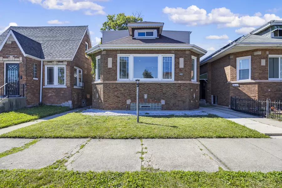 10152 S Calumet AVE, Chicago, IL 60628