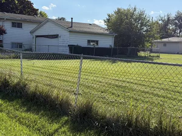 Joliet, IL 60436,1522 Breen ST