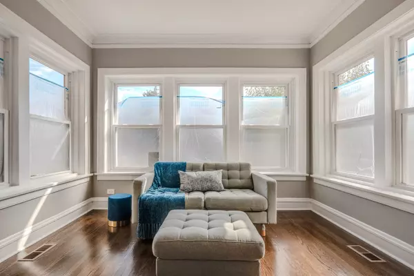 Chicago, IL 60620,8144 S Green ST