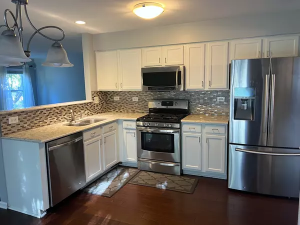 Naperville, IL 60564,2112 Skylane DR