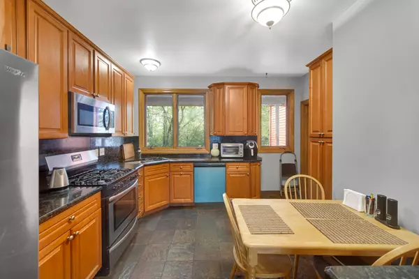 Palatine, IL 60067,1535 N Elm ST