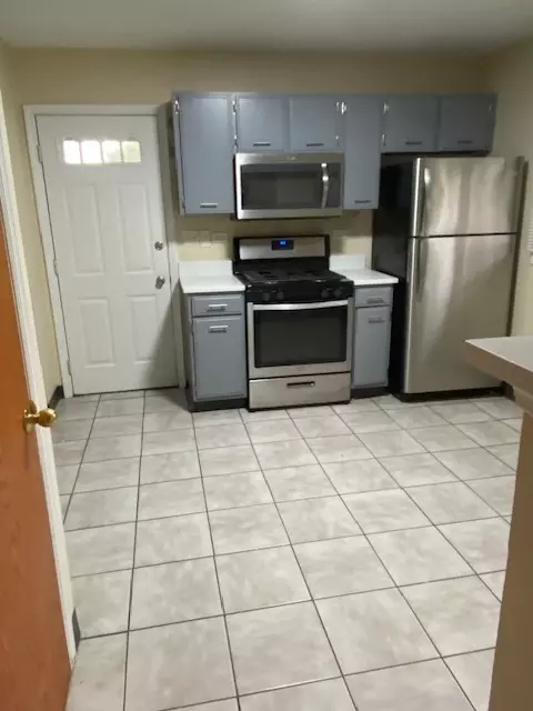 Lake In The Hills, IL 60156,1316 MONROE ST