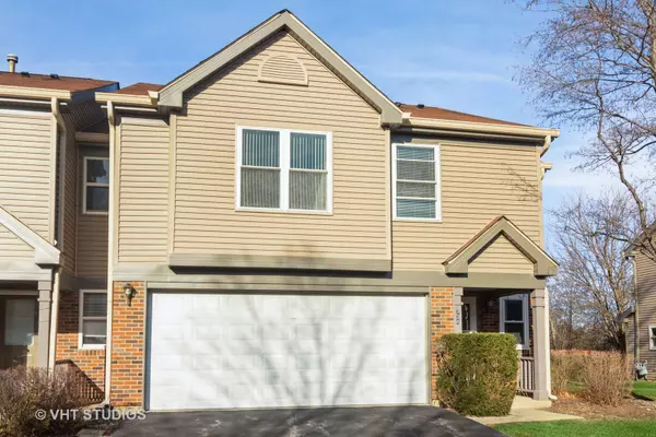 734 E Whispering Oaks CT #10-E, Palatine, IL 60074