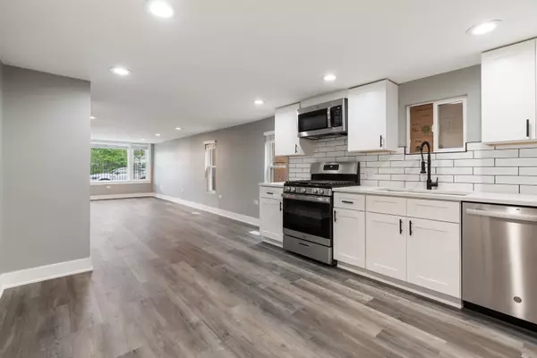 Chicago, IL 60625,4624 N Springfield AVE