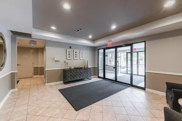 Bloomingdale, IL 60108,125 Lakeview AVE #506