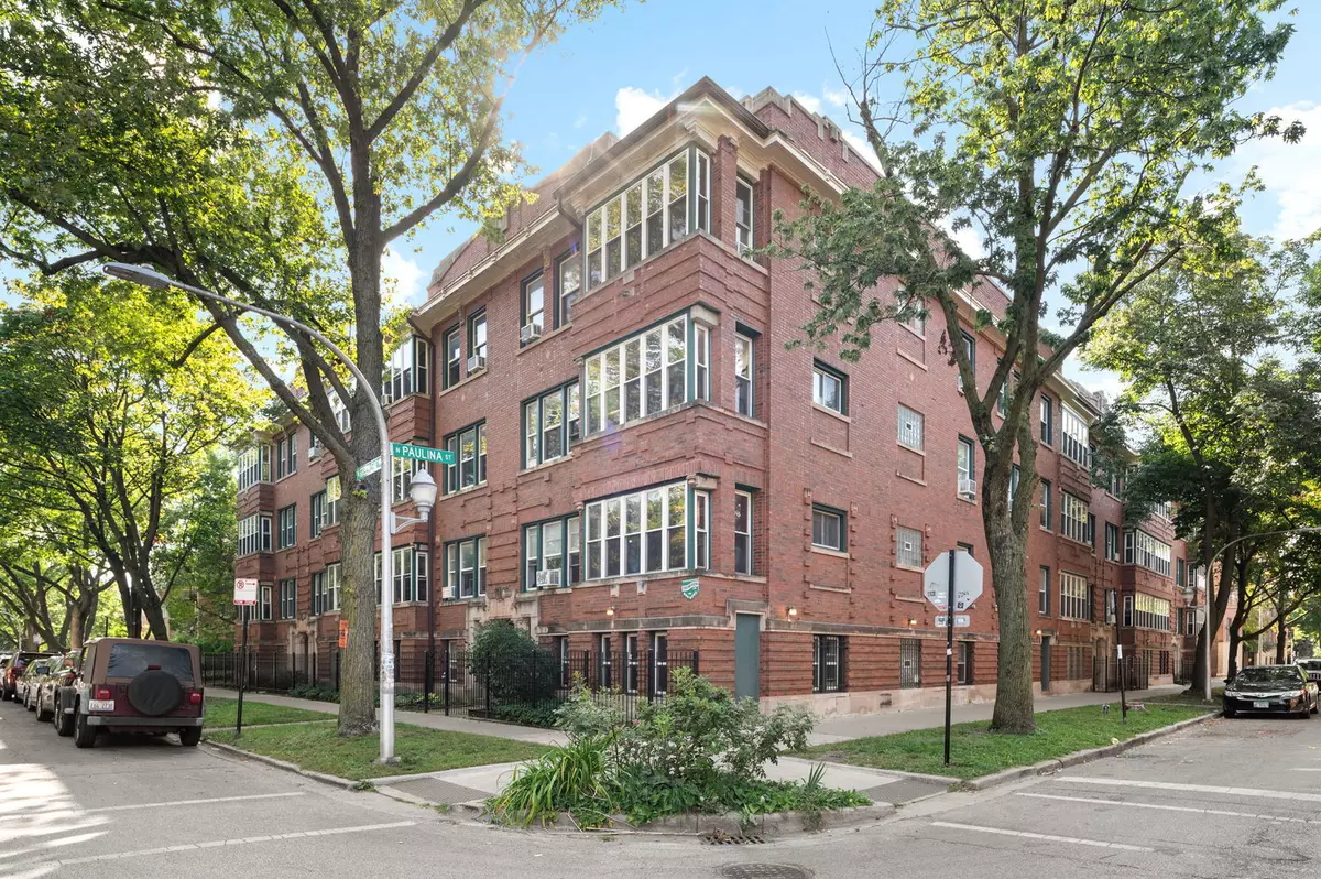 Chicago, IL 60626,1645 W Greenleaf AVE #3E
