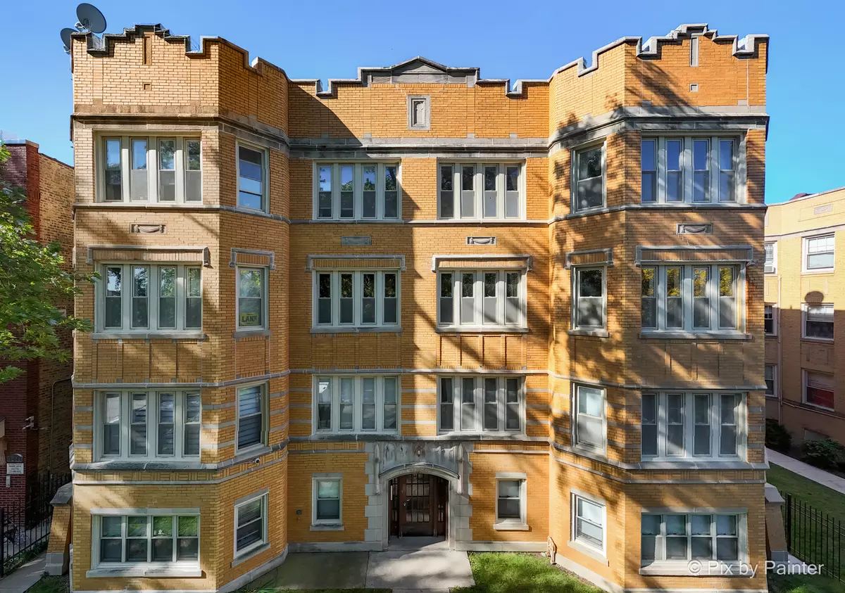 Chicago, IL 60659,6226 N Mozart ST #2N