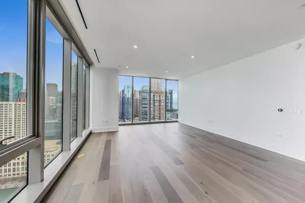 Chicago, IL 60601,363 E Wacker DR #2002