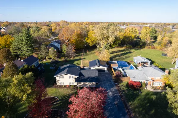 La Grange Highlands, IL 60525