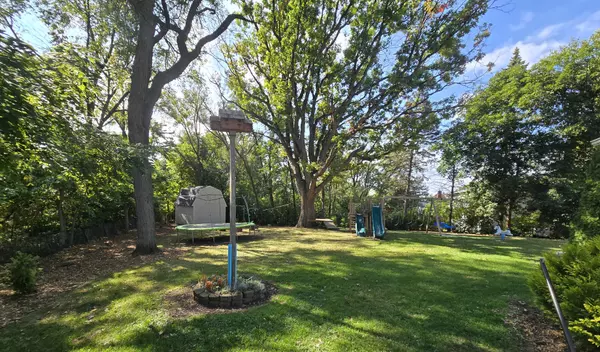 Naperville, IL 60563,25W201 Summit DR