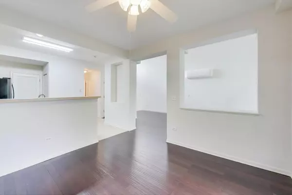 Waukegan, IL 60085,1677 S Candlestick WAY