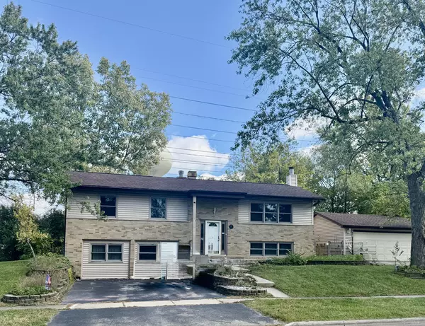 Woodridge, IL 60517,6623 Patton DR