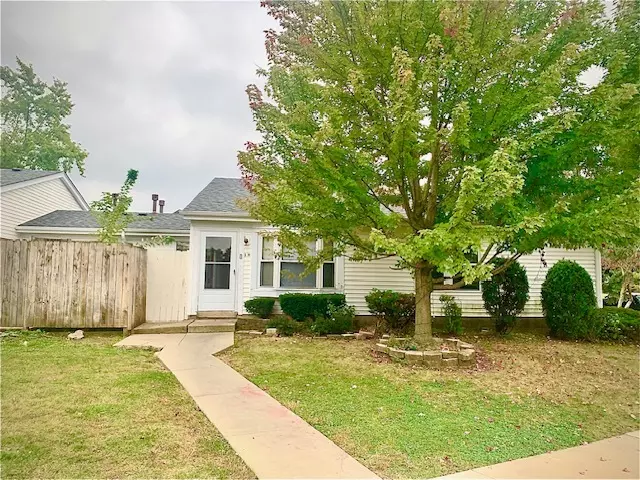 Bolingbrook, IL 60440,1H Fernwood DR #1H