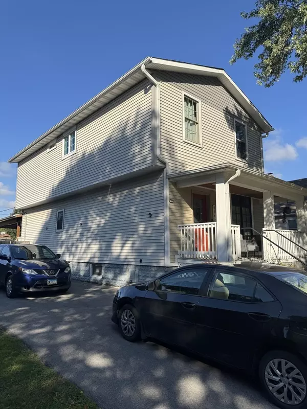 Blue Island, IL 60406,2042 Grove ST