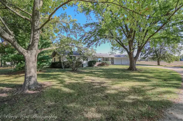 Genoa, IL 60135,13432 Ash RD