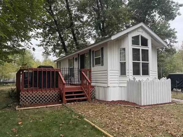 Sublette, IL 61367,9-49 Woodhaven Lakes