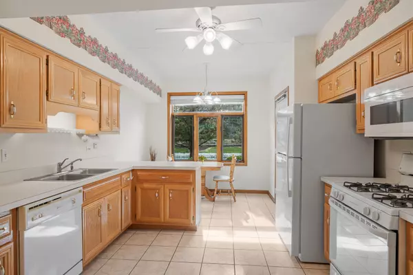 Tinley Park, IL 60477,6551 Pine Lake DR #2