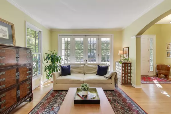 Wilmette, IL 60091,1416 Elmwood AVE