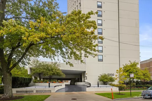 Chicago, IL 60640,5100 N Marine DR #6B