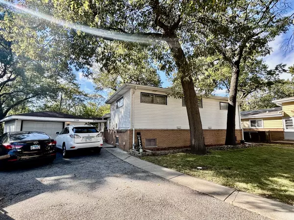 17308 Forestway DR, East Hazel Crest, IL 60429