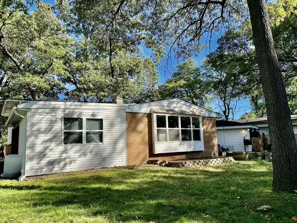 East Hazel Crest, IL 60429,17308 Forestway DR