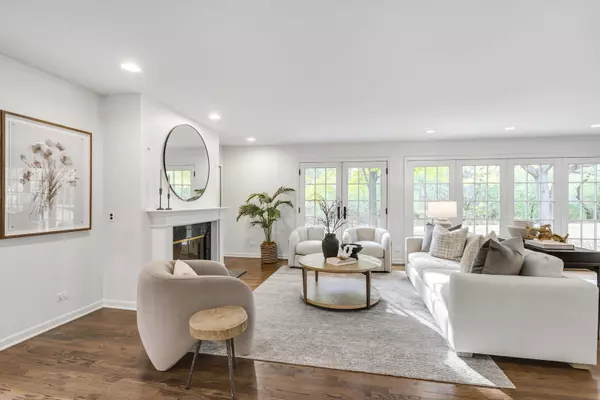 Lake Forest, IL 60045,540 Buena RD