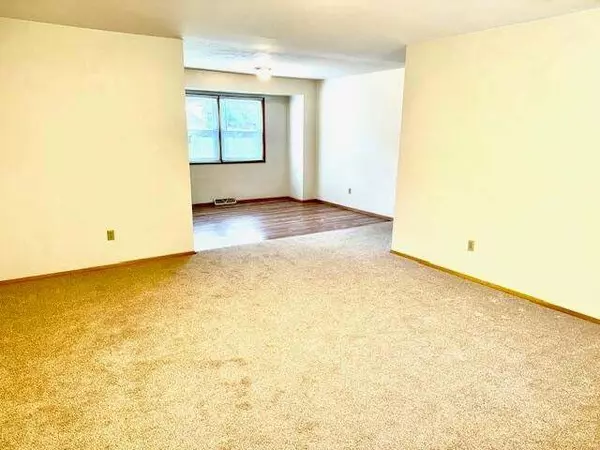 Merrillville, IN 46410,7809 Chase ST