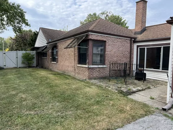 Evergreen Park, IL 60805,10059 S Spaulding AVE