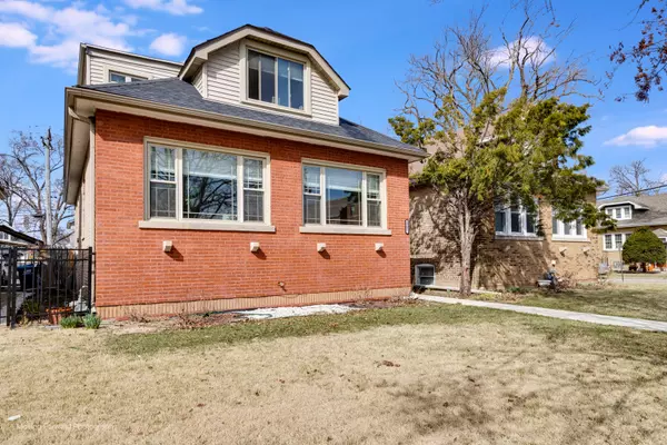 1902 S 9th AVE, Maywood, IL 60153