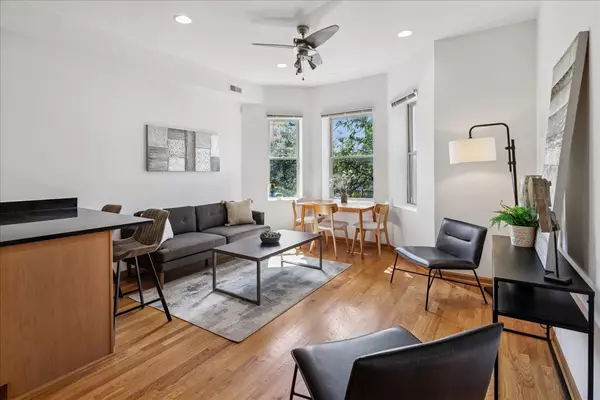 Chicago, IL 60637,6135 S Drexel AVE #4B