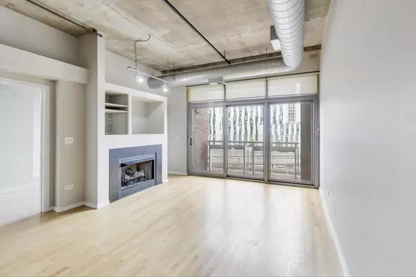 Chicago, IL 60607,933 W Van Buren ST #311
