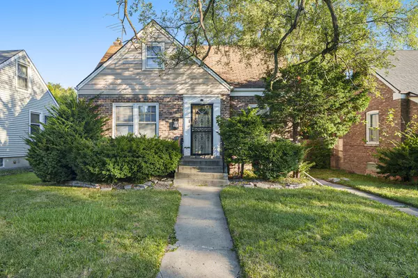 212 E 142nd PL, Dolton, IL 60419