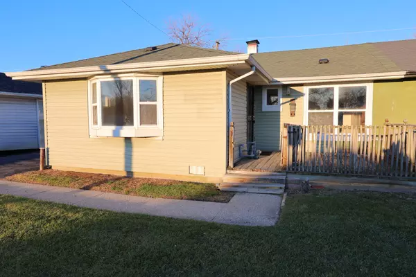 3210 Mcbreen AVE, Robbins, IL 60472