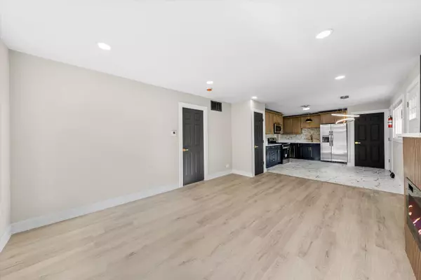 Markham, IL 60428,16619 Marshfield AVE