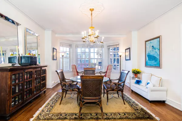 Chicago, IL 60611,1120 N Lake Shore DR #15A