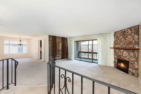 Palos Heights, IL 60463,52 Parliament DR W #127