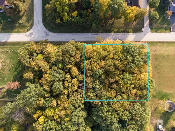 Kirkland, IL 60146,208 Hickory LN