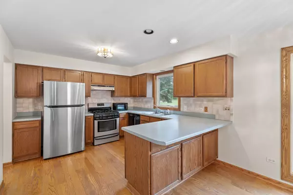 Spring Grove, IL 60081,1914 Spring Dale DR