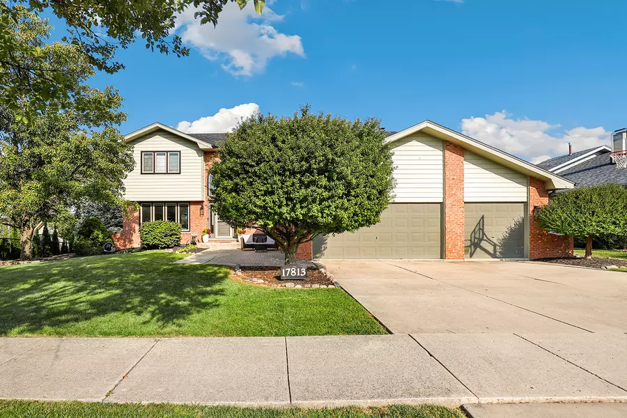 17813 Westbrook DR, Orland Park, IL 60467
