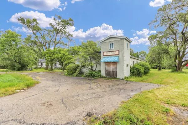 Urbana, IL 61802,4904 N Cunningham AVE